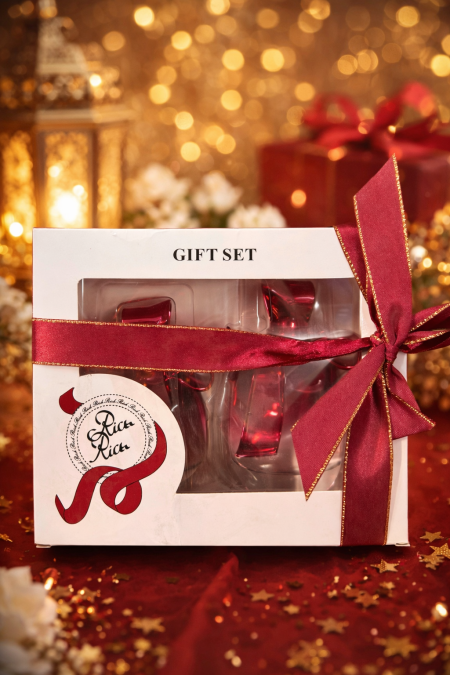بكج عطر مغلف بشبرة Red Elegance Gift Set 🎁