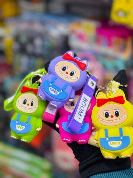 جزدان لابوبو محبوب الاطفال