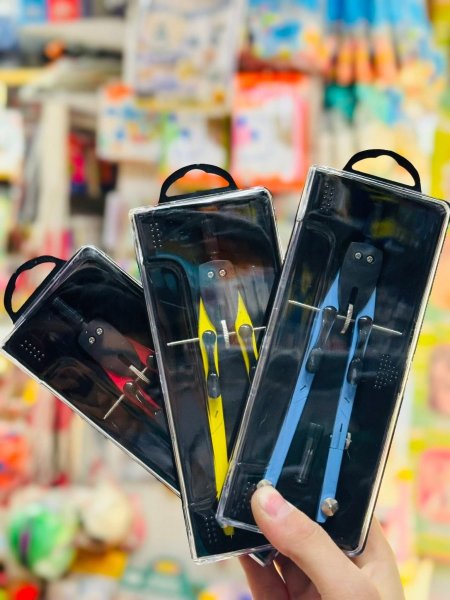 الفرجار الأصلي للرسم الهندسي 🖊️