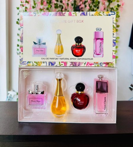 مجموعة عطور Veyes الرباعية